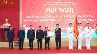 Viện Kiểm sát nhân dân thành phố Hà Nội đón nhận Huân chương Lao động hạng Nhất