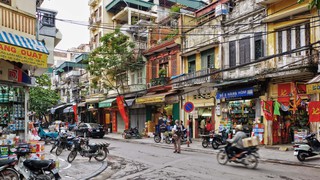 Từ tháng 3/2025, thí điểm hạn chế xe ô tô trên 16 chỗ hoạt động trong khu vực phố cổ và khu vực xung quanh hồ Hoàn Kiếm