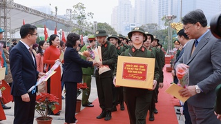 69 thanh niên ưu tú quận Thanh Xuân lên đường bảo vệ Tổ quốc