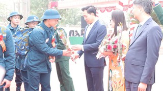187 tân binh huyện Mỹ Đức lên đường thực hiện nghĩa vụ thiêng liêng