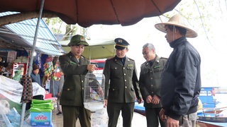 Giám sát chặt hoạt động buôn bán thịt động vật tại Lễ hội chùa Hương