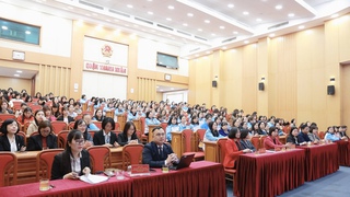 Quận Thanh Xuân tổ chức nói chuyện về vai trò của phụ nữ Việt Nam trong kỷ nguyên vươn mình