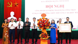 Thanh Oai: Trao bằng công nhận cho 4 xã nông thôn mới nâng cao, kiểu mẫu