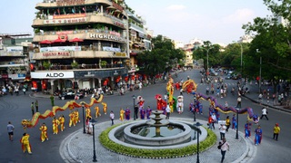 Tán thành chủ trương phương án ý tưởng, giải pháp tổ chức không gian kiến trúc cảnh quan khu vực Quảng trường Đông Kinh - Nghĩa Thục