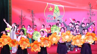 Tuyên dương 84 