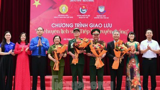 Xúc động chương trình “Kể chuyện lịch sử - Tiếp lửa truyền thống”