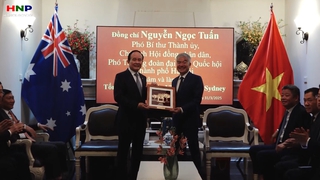 Đoàn công tác thành phố Hà Nội thăm Đại sứ quán Việt Nam tại Australia 