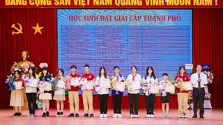 Quận Hai Bà Trưng tuyên dương học sinh tiêu biểu, lan tỏa niềm tự hào giáo dục Thủ đô