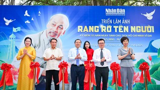 Khai mạc Triển lãm và ra mắt ấn phẩm đặc biệt kỷ niệm 135 năm Ngày sinh Chủ tịch Hồ Chí Minh