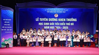 Tuyên dương học sinh giỏi tiêu biểu Thủ đô năm học 2024 - 2025 