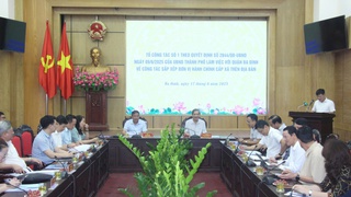 Phó Chủ tịch Thường trực UBND Thành phố Lê Hồng Sơn làm việc với quận Ba Đình về công tác sắp xếp đơn vị hành chính cấp xã