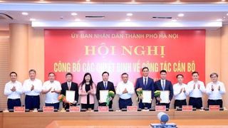 Đồng chí Lê Thanh Nam được bổ nhiệm giữ chức vụ Chánh Văn phòng UBND thành phố Hà Nội