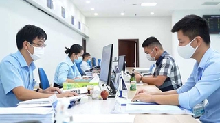 Đẩy nhanh tiến độ thực hiện chính sách, chế độ đối với cán bộ, công chức, viên chức, người lao động và lực lượng vũ trang