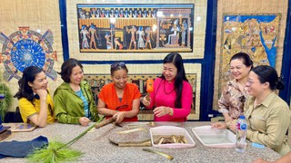 Hanoi delegation visits traditional craft villages in Cairo, Egypt