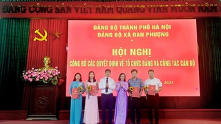 Xã Đan Phượng công bố các Quyết định về tổ chức Đảng và công tác cán bộ