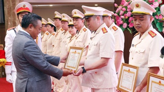 Hà Nội gặp mặt, biểu dương 250 gương điển hình tiên tiến Công an Thủ đô