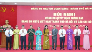 Công bố quyết định thành lập Đảng bộ MTTQ Việt Nam Thành phố và các chi bộ trực thuộc