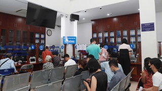 Ưu tiên xây dựng và ban hành các cơ chế, chính sách thúc đẩy hoàn thiện hạ tầng phục vụ chuyển đổi số