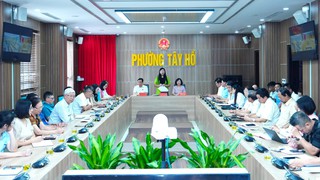 Tổ đại biểu HĐND thành phố Hà Nội tiếp xúc cử tri các phường Tây Hồ, Phú Thượng