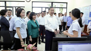 Một số nhiệm vụ tiếp tục xây dựng tổ chức, hoạt động của đơn vị hành chính 2 cấp bảo đảm thông suốt, hiệu quả