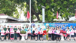 Phường Hai Bà Trưng: Khánh thành mô hình tuyến phố hoa Lê Đại Hành