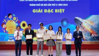 Trao giải Cuộc thi Sáng tạo dành cho thanh thiếu niên và nhi đồng thành phố Hà Nội năm 2025