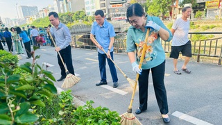 Tuyên truyền, vận động Nhân dân giữ gìn vệ sinh từng ngôi nhà, ngõ phố