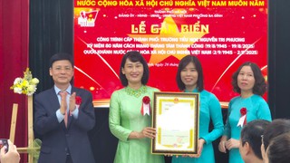 Phường Ba Đình gắn biển công trình Trường Tiểu học Nguyễn Tri Phương