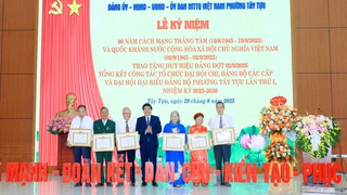 Phường Tây Tựu kỷ niệm 80 năm Cách mạng tháng Tám và Quốc khánh 2/9