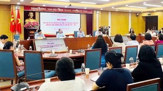 Đại biểu HĐND Thành phố tiếp xúc cử tri chuyên đề về giáo dục với cử tri phường Đống Đa