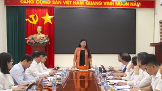 Chủ tịch Ủy ban MTTQ Việt Nam Thành phố làm việc với phường Tùng Thiện, xã Đoài Phương