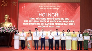 Tây Hồ tổng kết công tác tổ chức Đại hội và triển khai Nghị quyết Đại hội Đảng bộ phường lần thứ I