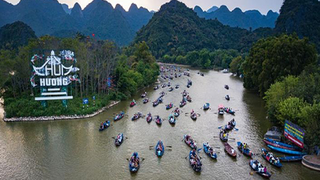 Tăng tốc phát triển du lịch, triển khai quy hoạch Chùa Hương và xây dựng Bảo tàng Bia Hà Nội