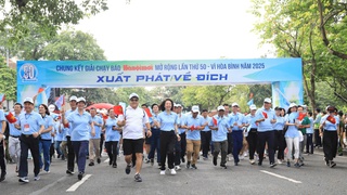 Hơn 3.000 vận động viên thi Chung kết Giải chạy Báo Hànộimới 2025