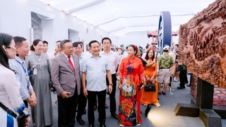 Kéo dài thời gian Triển lãm thành tựu Đất nước đến hết ngày 15/9/2025