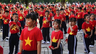 Niềm vui ngày hội khai trường của học sinh phường Dương Nội