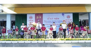 Hơn 20 nghìn học sinh xã Gia Lâm vui ngày tựu trường