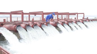Vận hành 96 trạm bơm trong ngày đầu tiên lấy nước phục vụ sản xuất nông nghiệp