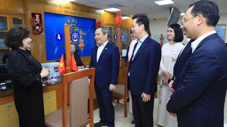 Chủ tịch Hà Nội Vũ Đại Thắng: Giải quyết thủ tục kịp thời, tận tâm phục vụ Nhân dân ngay từ những ngày đầu xuân