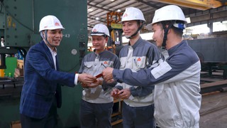 Công đoàn Hà Nội nắm bắt tình hình công nhân lao động