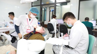 Phường Vĩnh Hưng khám sức khỏe miễn phí cho gần 200 người cao tuổi hưởng trợ cấp xã hội