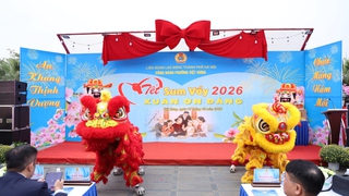 Phường Việt Hưng mang “Tết Sum vầy” đến với người lao động