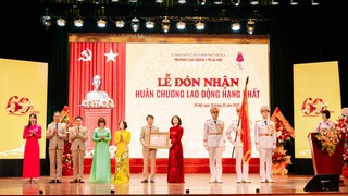 Trường Cao đẳng Y tế Hà Nội kỷ niệm 60 năm thành lập và đón nhận Huân chương Lao động hạng Nhất