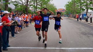 Phường Tây Hồ phát động Giải chạy Hànộimới Vì hòa bình năm 2026