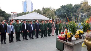 Phường Đống Đa gặp mặt, động viên thanh niên lên đường nhập ngũ năm 2026