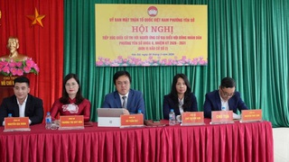 Ứng viên đại biểu HĐND phường Yên Sở tiếp xúc cử tri trình bày Chương trình hành động