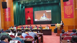 Ứng cử viên đại biểu HĐND thành phố Hà Nội tiếp xúc cử tri đơn vị bầu cử số 31