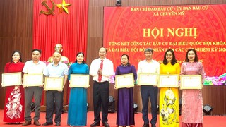 Xã Chuyên Mỹ: Biểu dương, khen thưởng nhiều tập thể, cá nhân trong công tác bầu cử