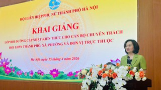 Gần 300 cán bộ Hội phụ nữ Thủ đô tham gia lớp bồi dưỡng kiến thức mới