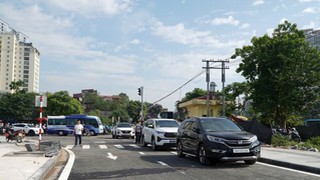 Thông xe kỹ thuật tuyến đường giáp đường sắt Bắc - Nam và hồ Linh Đàm